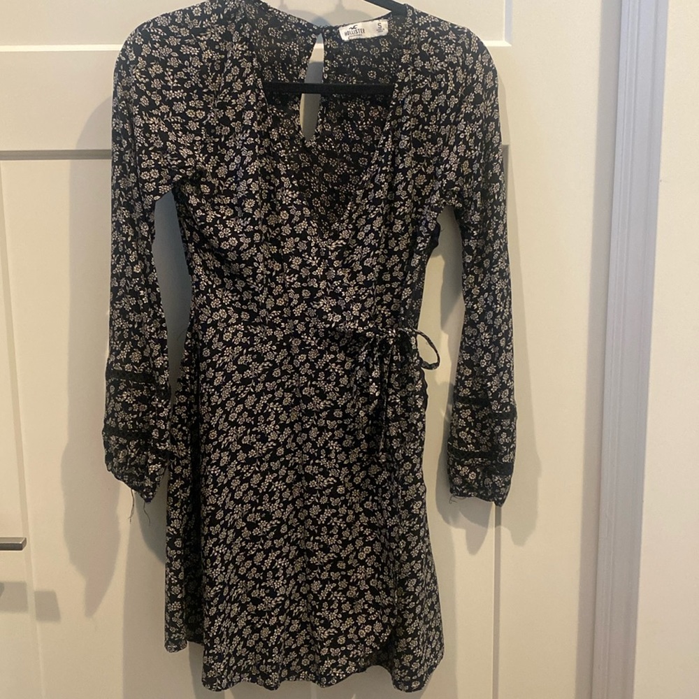 Hollister floral mini dress